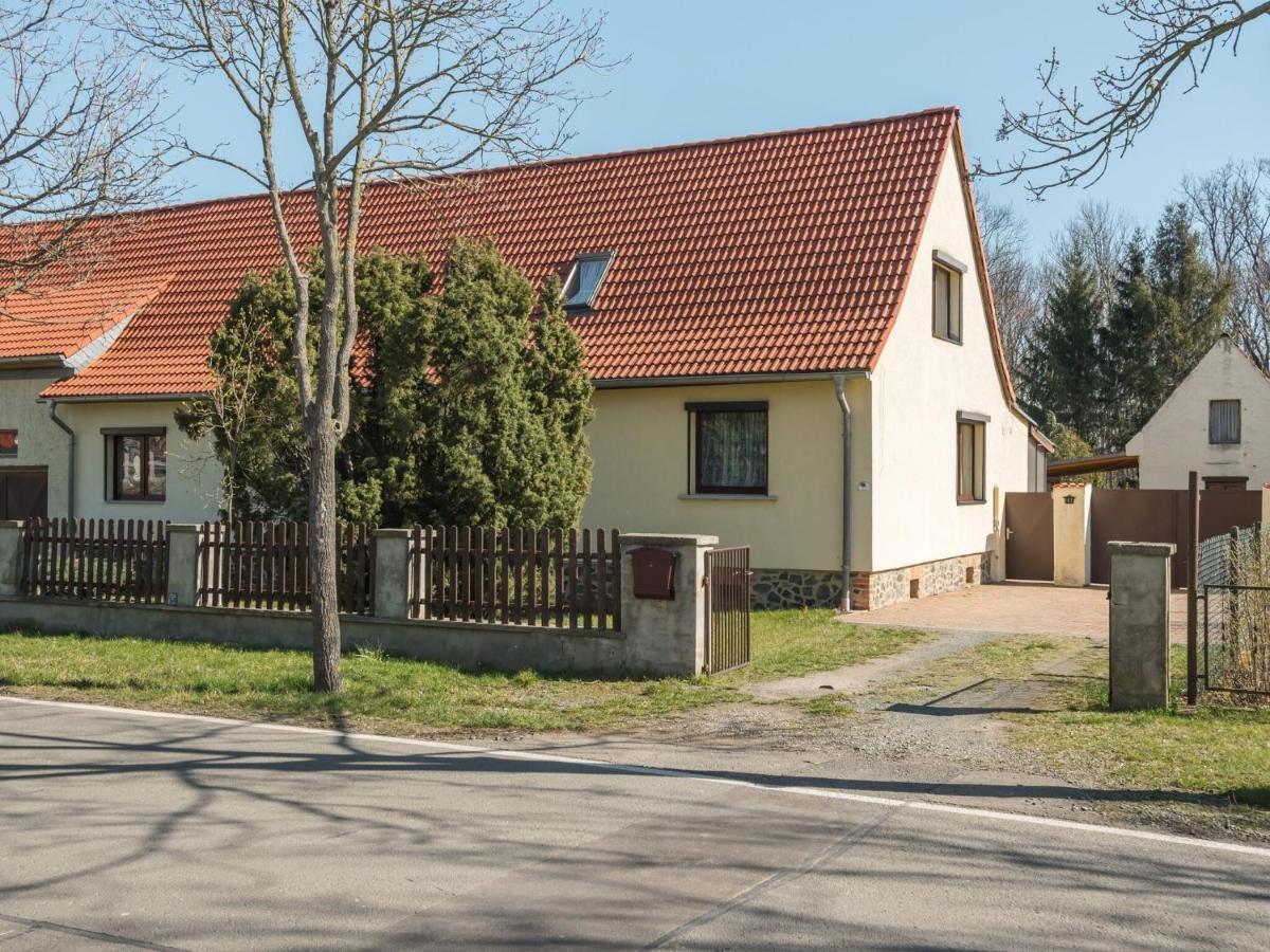 Alluring Holiday Home In Meisdorf With Garden 외부 사진